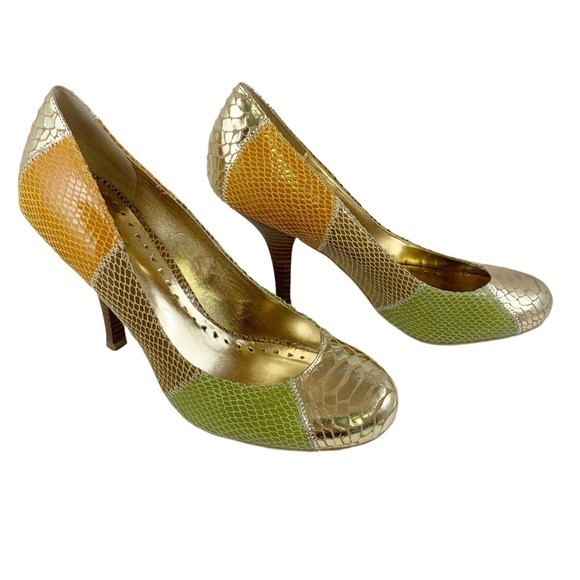 BCBG PARIS Gold Bosley Pump Heels Reptile Multicolor Embossed Leather Shoe 8.5 - Picture 2 of 12